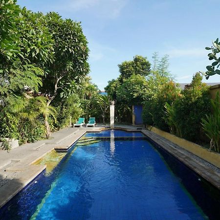 Hotel Oyo 2122 Puri Sanur Extérieur photo