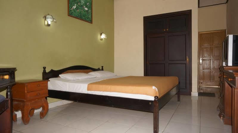 Hotel Oyo 2122 Puri Sanur Extérieur photo